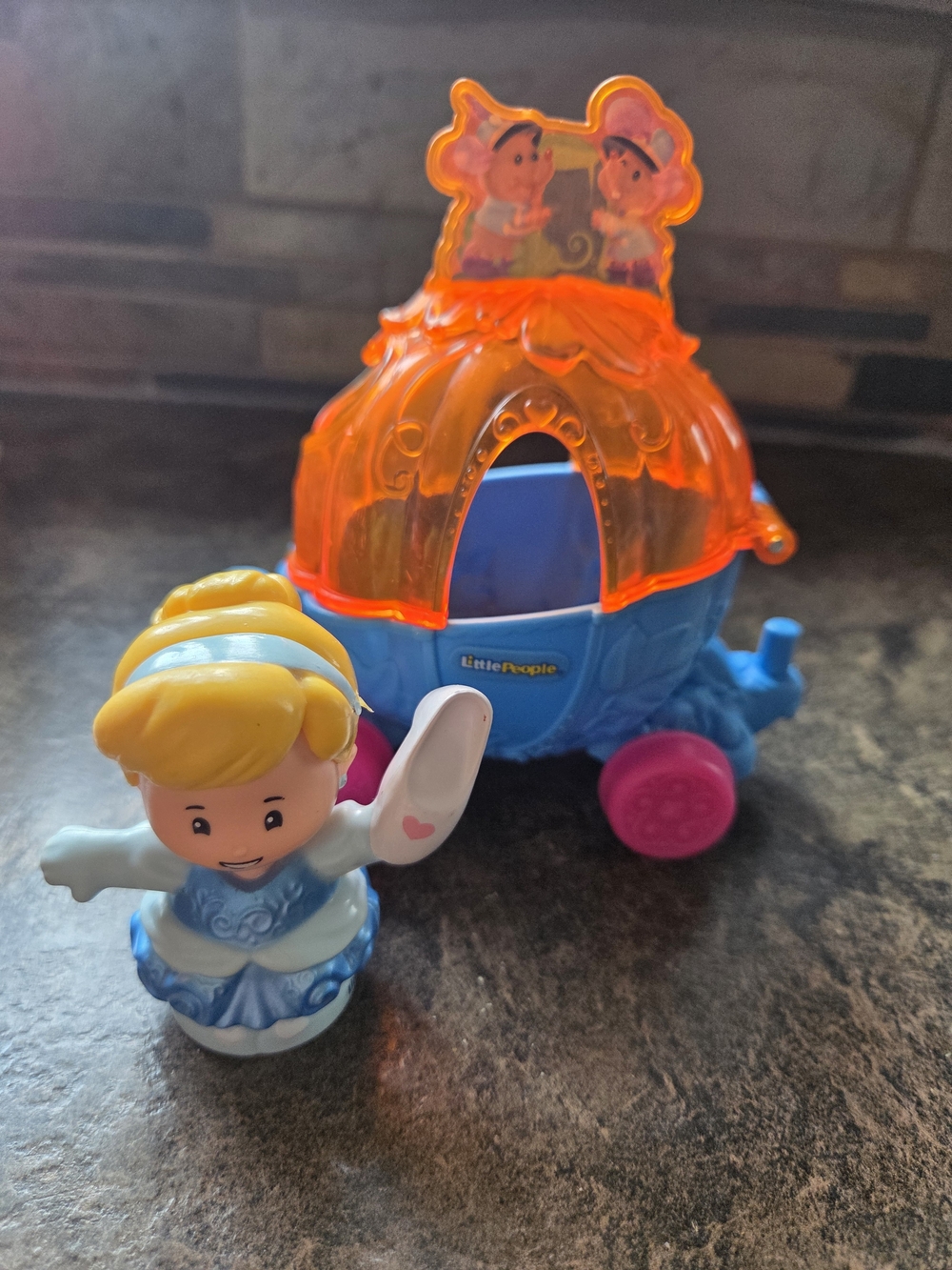 Little People Disney Princess Cinderella Pumpkin Parade Float